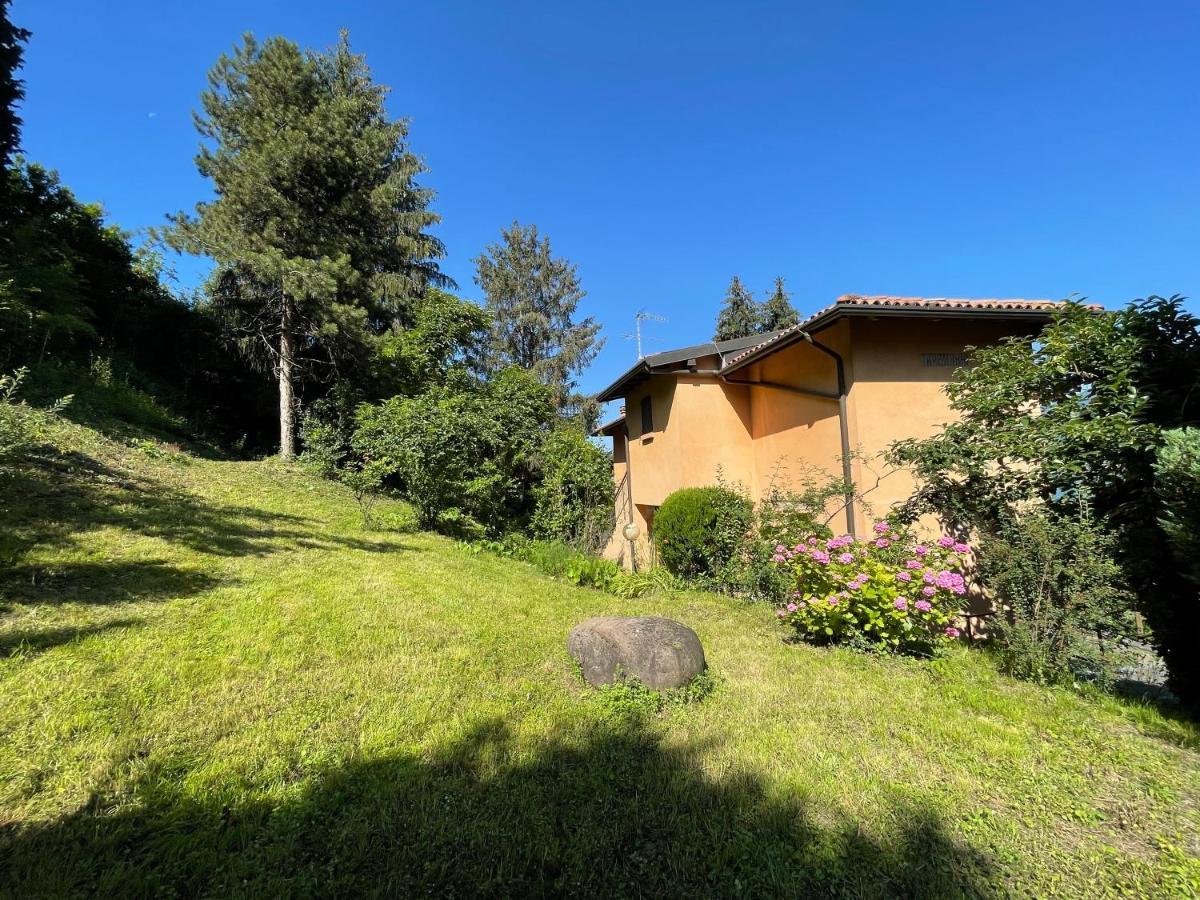 Appartamento Lake View Di Villa Giuliana Sulzano Luaran gambar