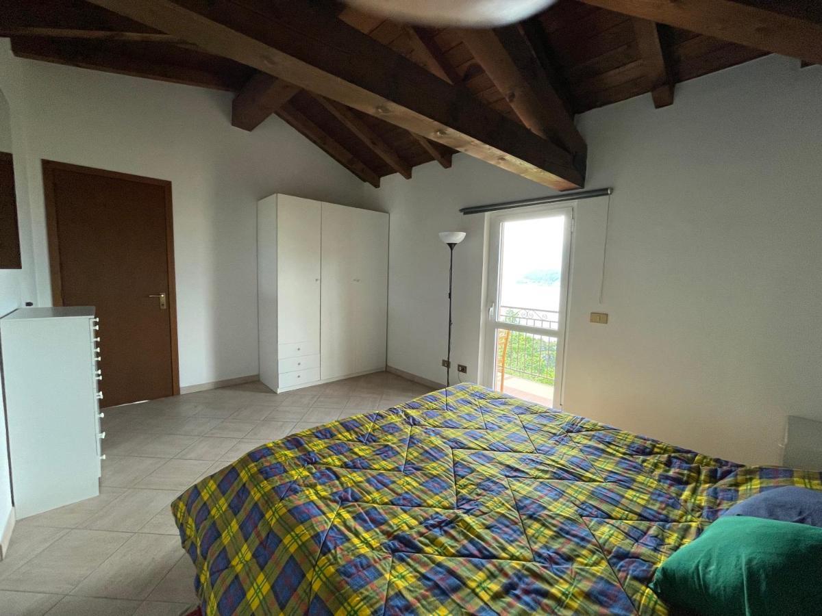Appartamento Lake View Di Villa Giuliana Sulzano Luaran gambar