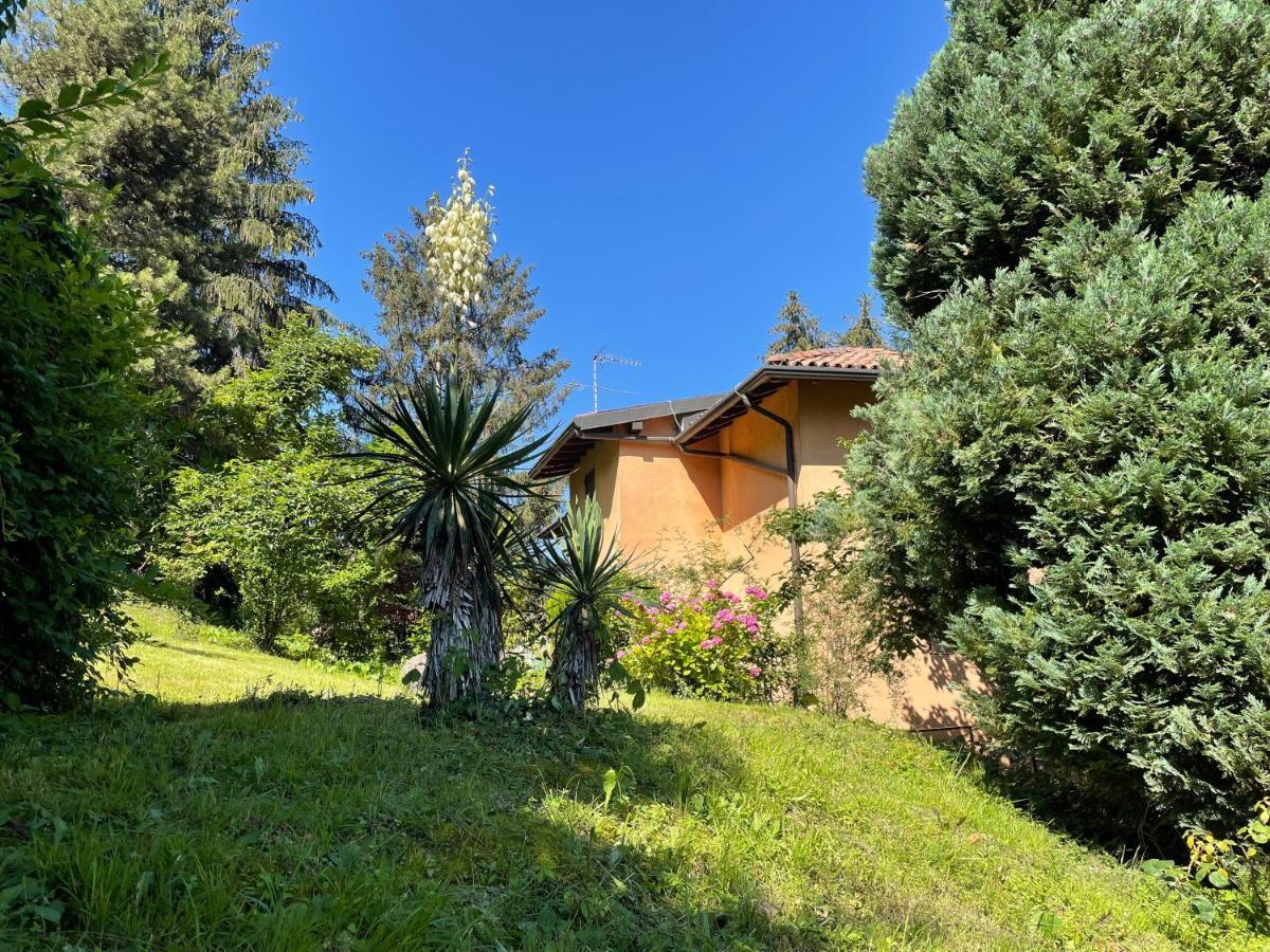 Appartamento Lake View Di Villa Giuliana Sulzano Luaran gambar