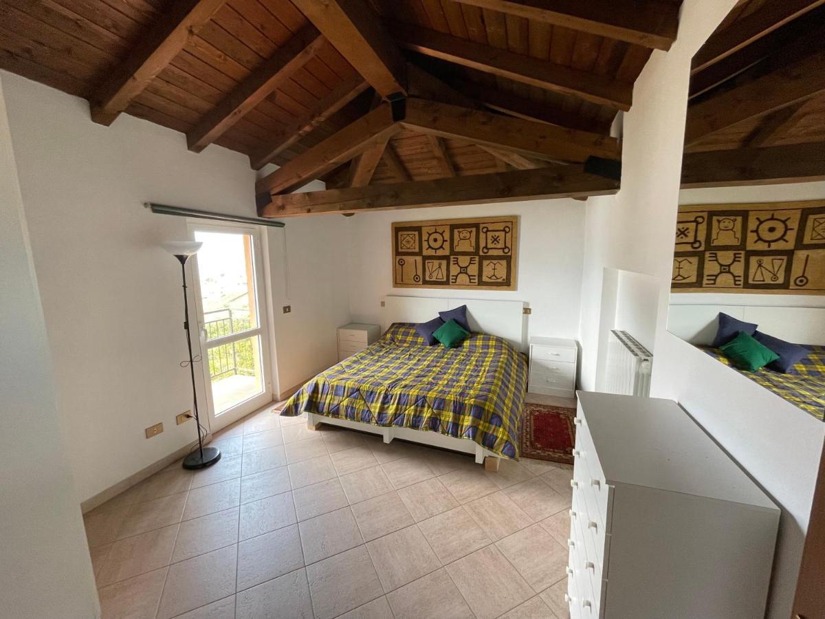 Appartamento Lake View Di Villa Giuliana Sulzano Luaran gambar