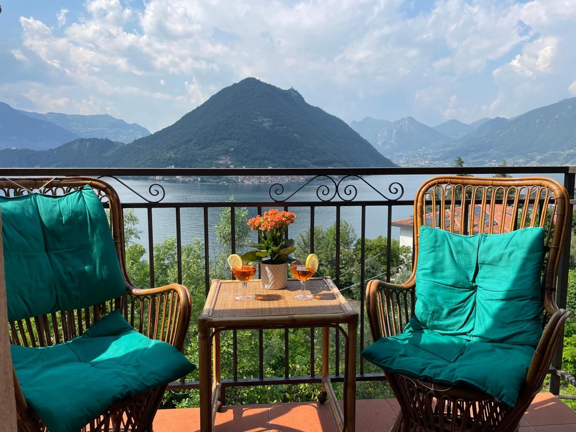 Appartamento Lake View Di Villa Giuliana Sulzano Luaran gambar